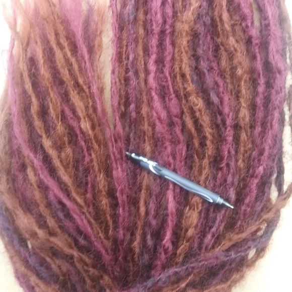 Set of fluffy knotty burgundy loc extensions - Picture 5 of 8